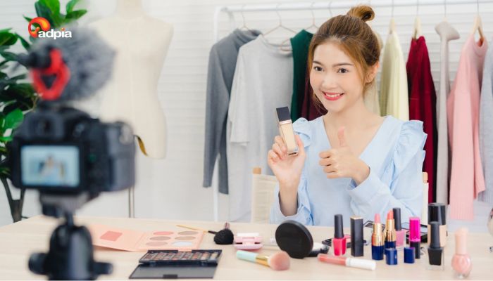 Kh&ocirc;ng được xem sản phẩm trực tiếp